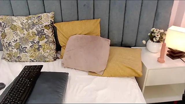 taylor_kelsiee webcam