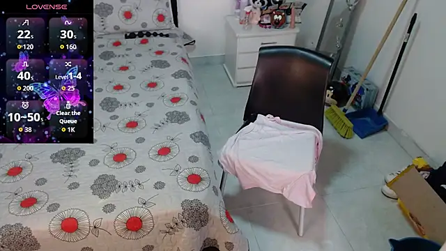 soniafuckboobs webcam