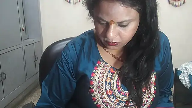 Sexy_komolika webcam