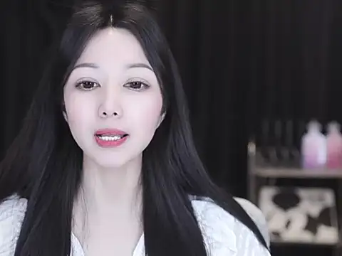 nuyoah-77 - Nuyoah-77's free webcam - UK Sex Cams