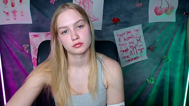 MademoiselleCl webcam