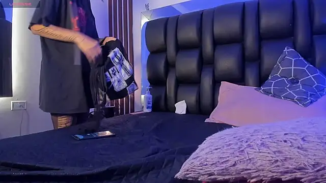 dalhia_and_hades webcam