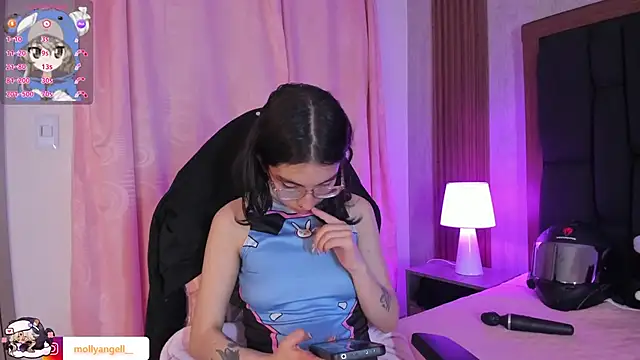 Molly_A webcam