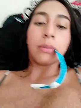 Sexy_sara_outdoorss webcam