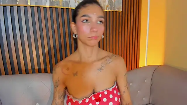 LauraAristizabal webcam