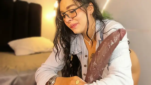 Juli_Casanova webcam