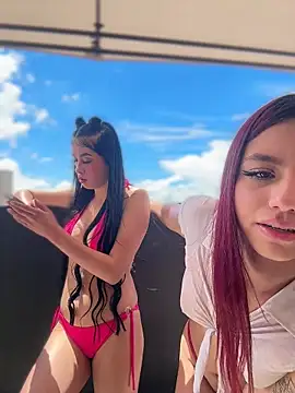 Emily-teen webcam