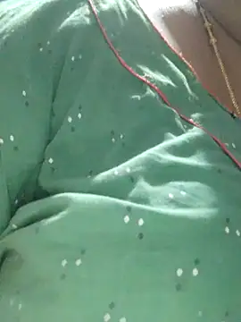 tamilthanushri webcam