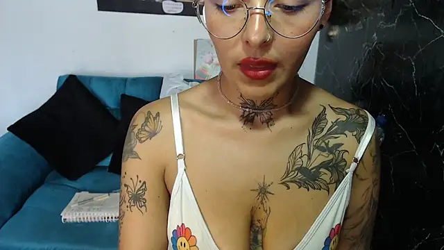 kronikafuckass webcam