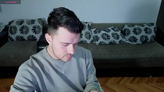 JohnnyStepBro webcam