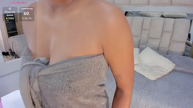 VICTORIAGRAYS webcam