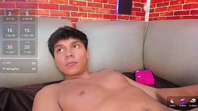Thiago_Kozak live sex cam