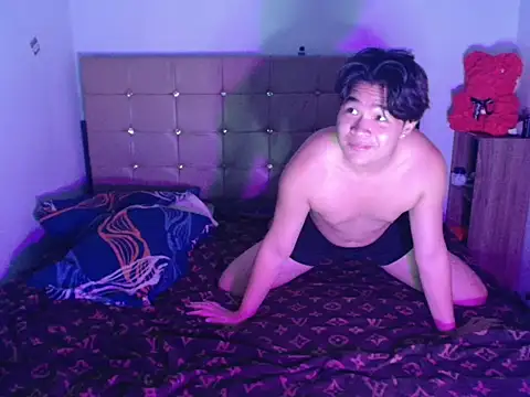 YourPrettyCum_Alyja webcam