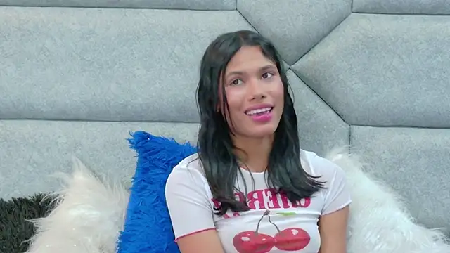 EsmeraldaBlake webcam