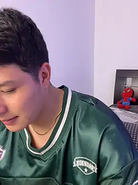 Goldenknight33 webcam