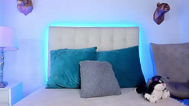 celeste_stonnes webcam