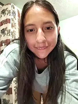 MaskedLatinaX webcam