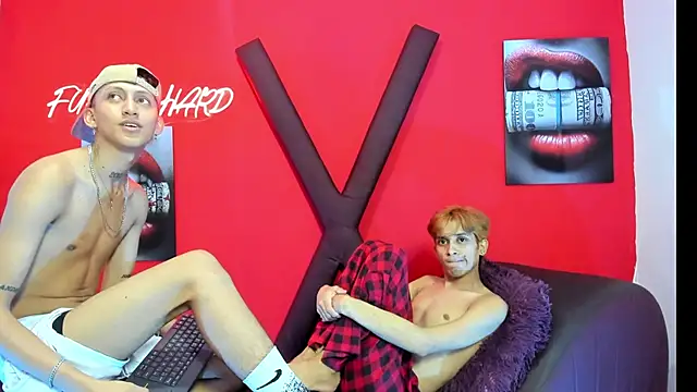 AVENGER_GUYS1 webcam