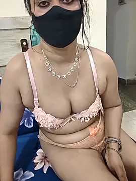 HeartlessGirl webcam