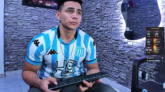 ChoreyTaiylor webcam