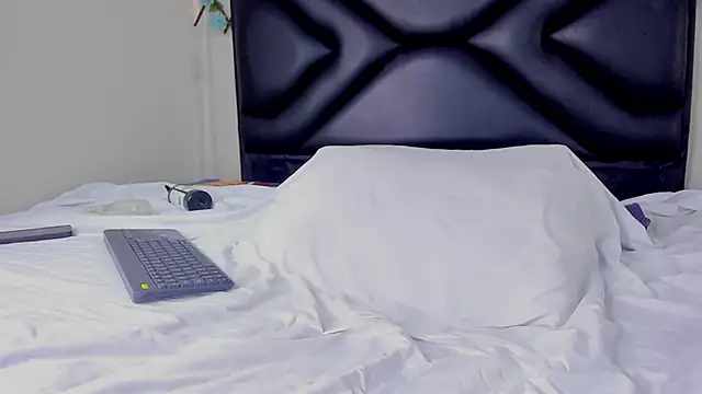 EmmaWilliamss webcam