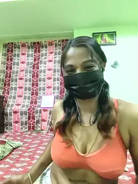 Tamil_Ishu webcam