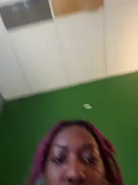 oliviaprettypussy webcam