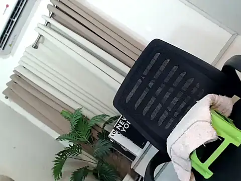 Miss_Cataluna69 webcam