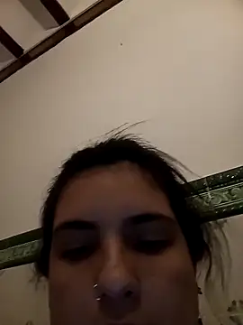 Naiara_Love webcam