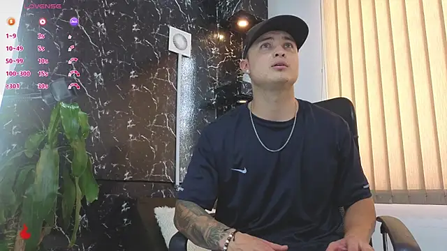 Alexander_ferre webcam