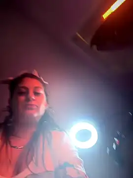 Milfshortcakes webcam