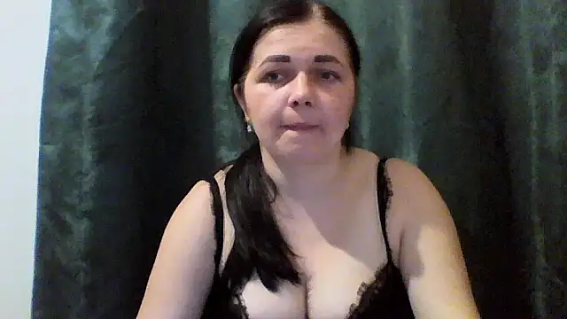 Vitalina282128 webcam