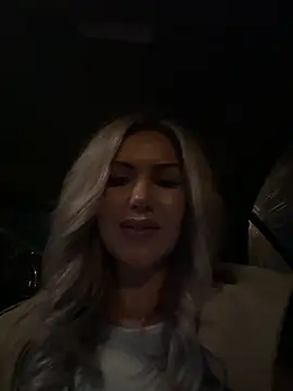 AnikaSunshine webcam