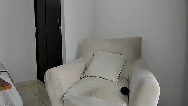 zarina_coleman - Zarina_coleman's free webcam - UK Sex Cams