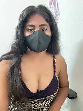 sexy-riyaa43 webcam