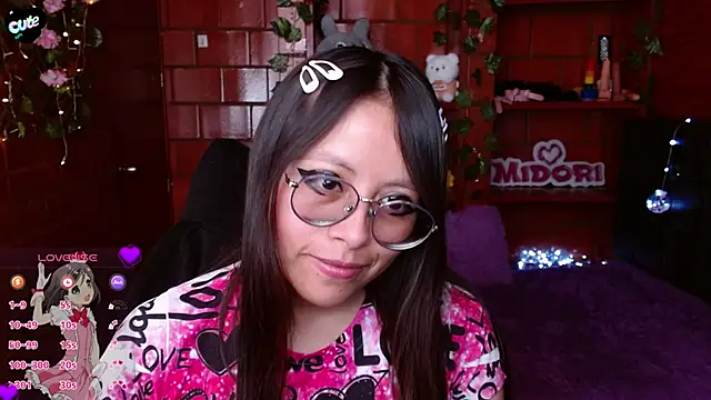 MidoriQuiinn webcam