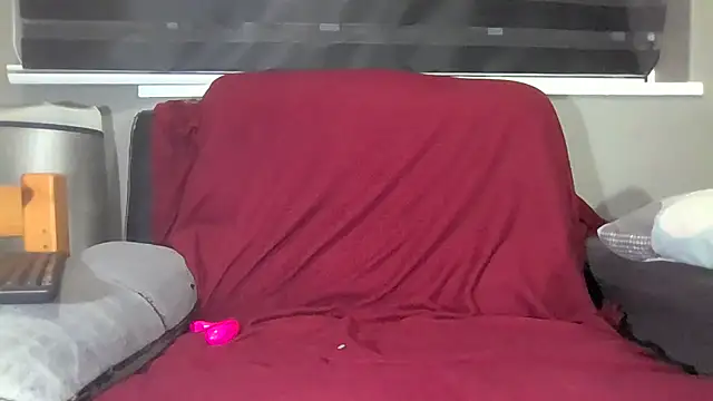 sweetslender - Sweetslender's free webcam - UK Sex Cams