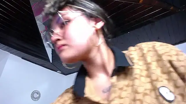 kathe-mills235 webcam