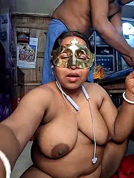 Real_Desi_Couple webcam