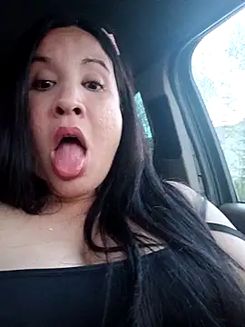 Xiomara_fiery webcam