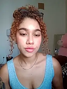 Sienna_brunette webcam