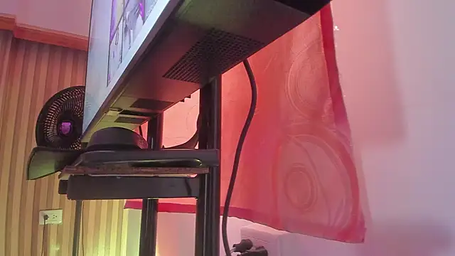 Melanie__Evans webcam