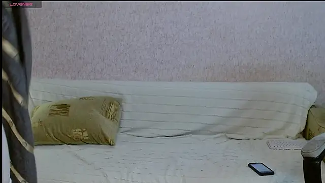 Aestheticguy101 webcam