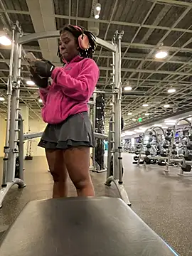 choclatepeaach - Choclatepeaach's free webcam - UK Sex Cams