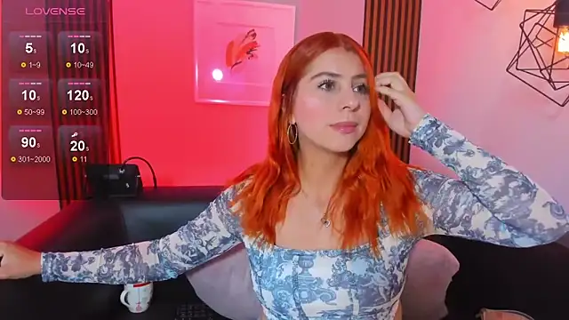 Nahiajhonson_ webcam