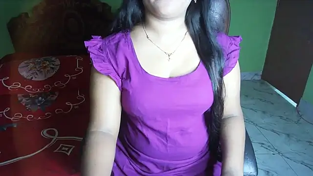 BengaliQueenStar webcam