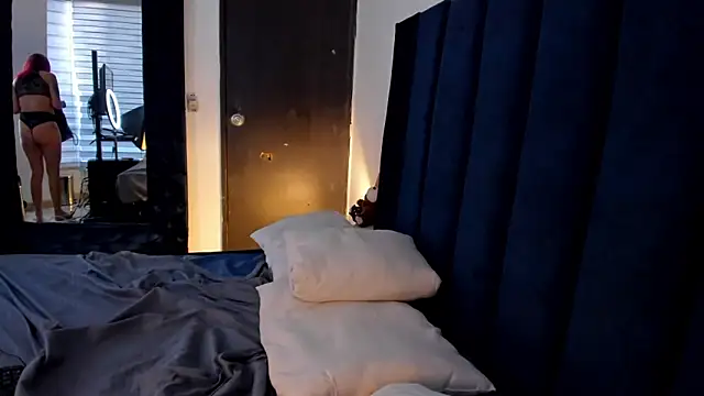 melanie_roux__ - Live Cam