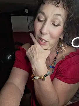 GypsyEsmeralda webcam