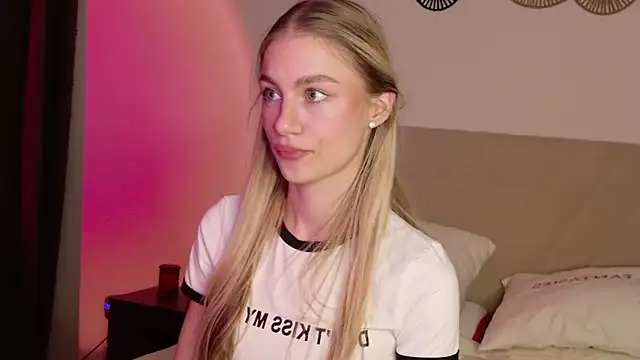 GabriellaOlsen webcam