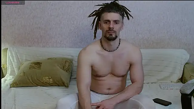 Aestheticguy101 webcam